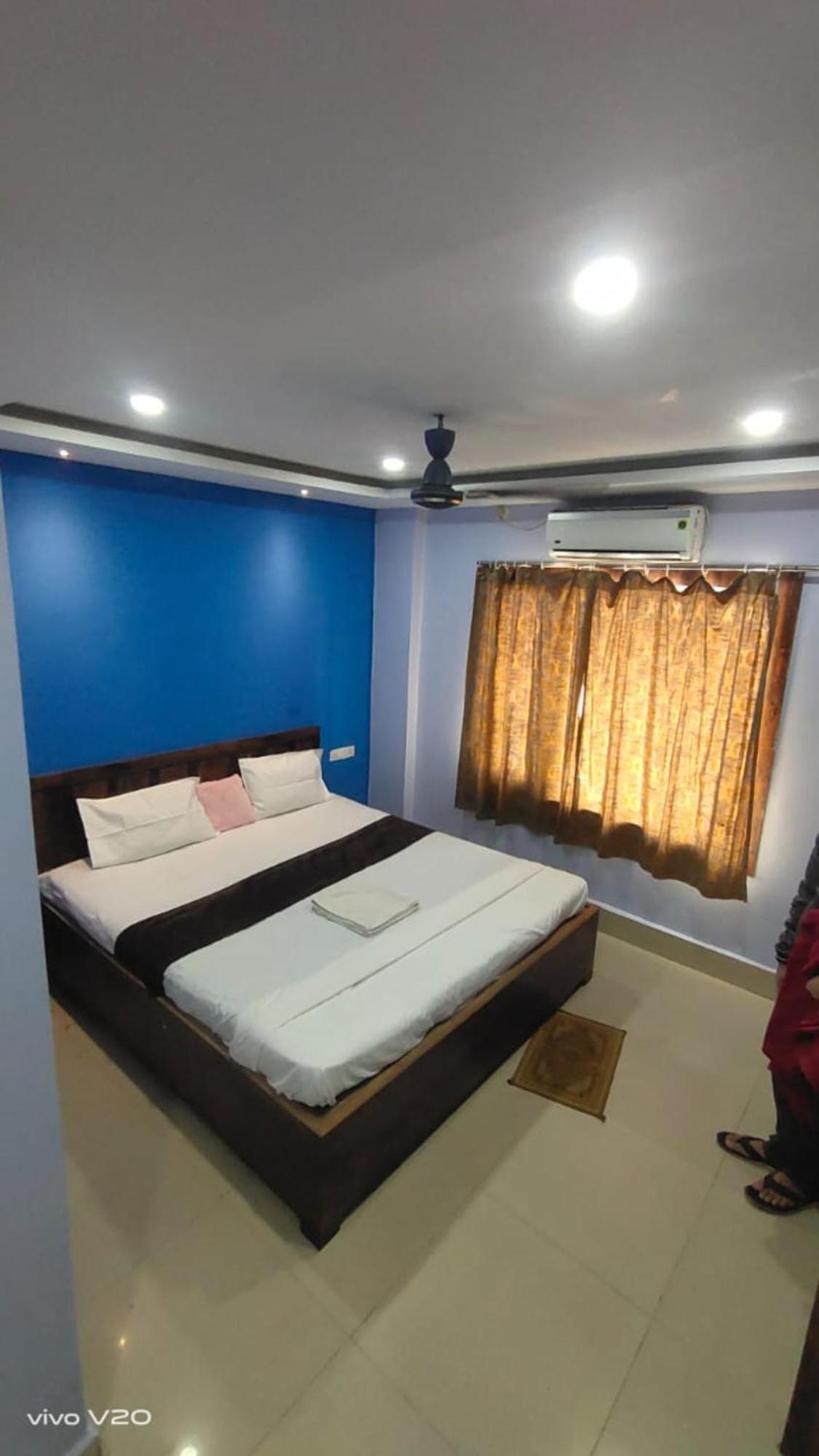 Hotel Tara Lodge Grand Road Puri - Near Jagannath Temple - Best Location Exterior photo