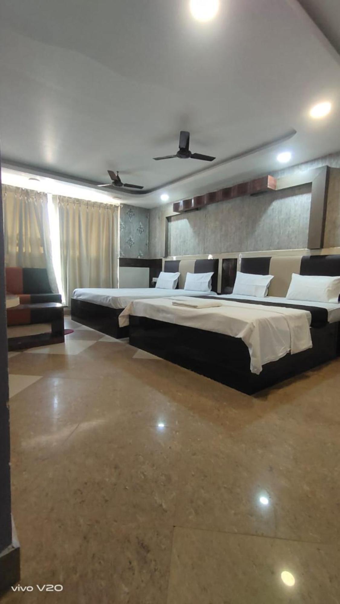 Hotel Tara Lodge Grand Road Puri - Near Jagannath Temple - Best Location Exterior photo