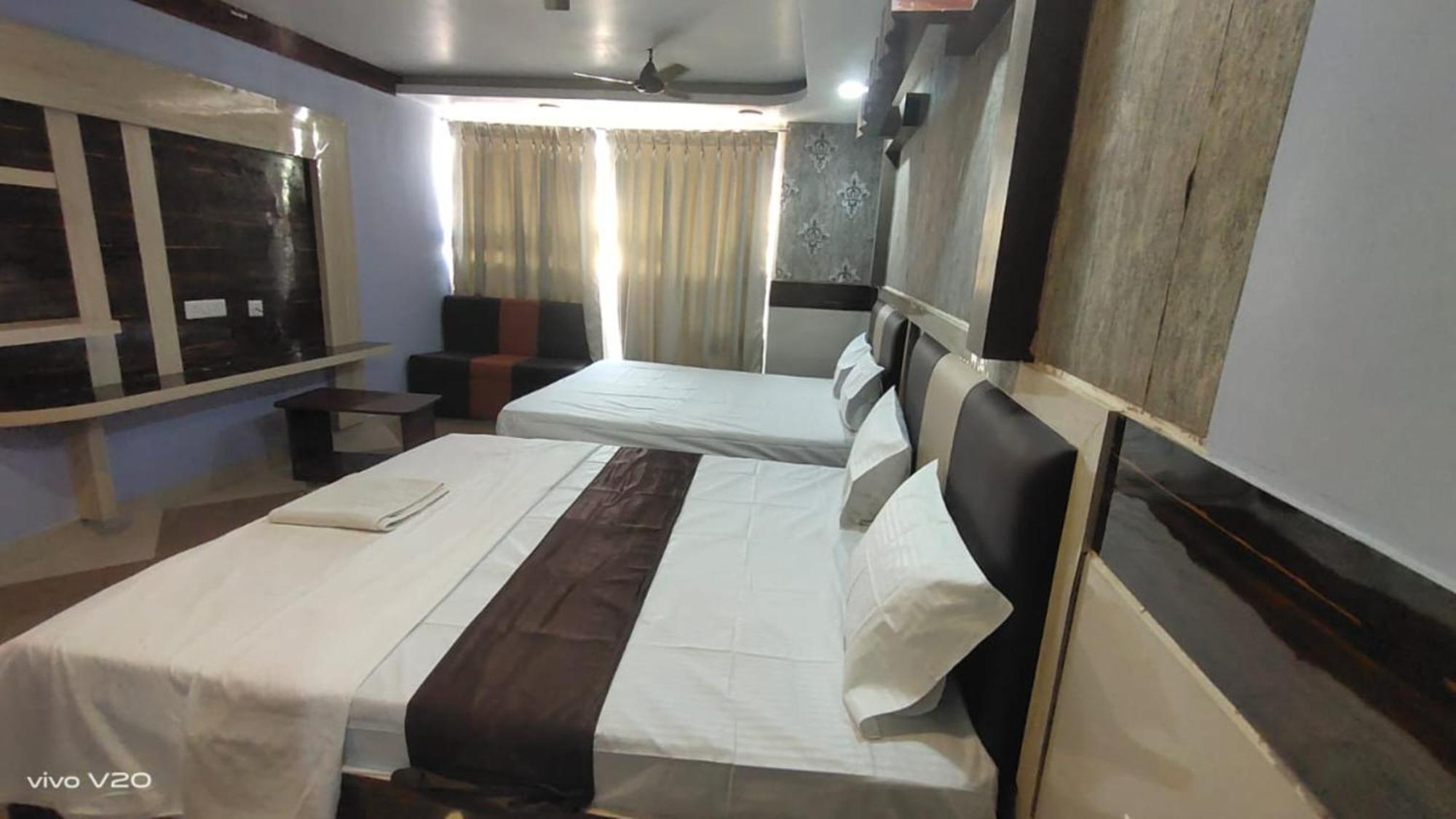 Hotel Tara Lodge Grand Road Puri - Near Jagannath Temple - Best Location Exterior photo