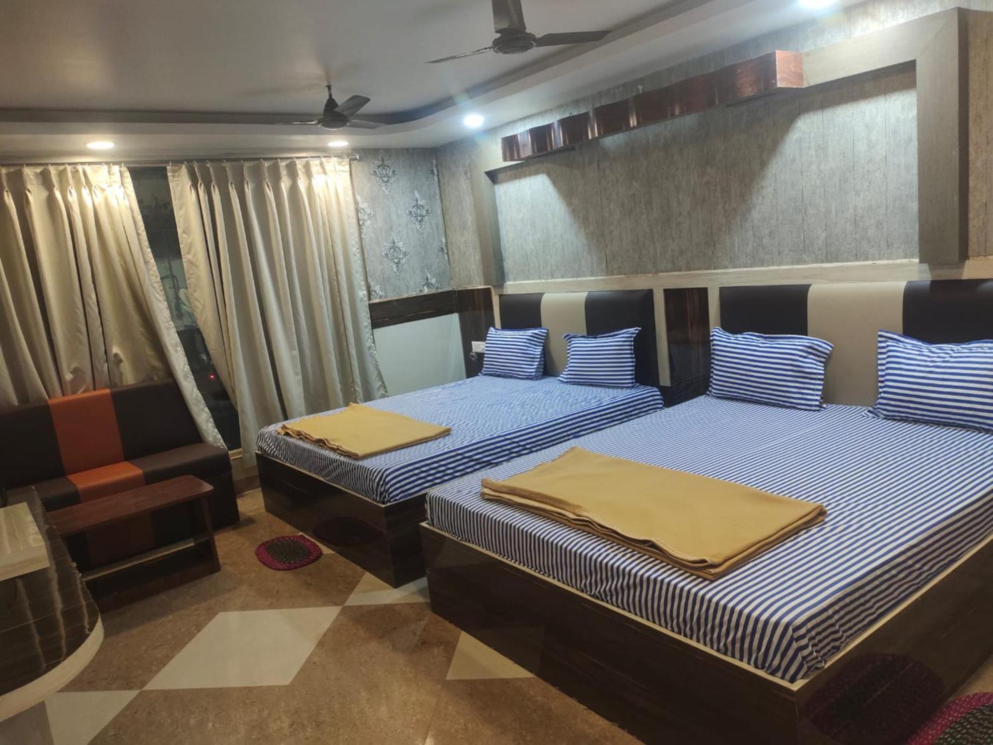 Hotel Tara Lodge Grand Road Puri - Near Jagannath Temple - Best Location Exterior photo